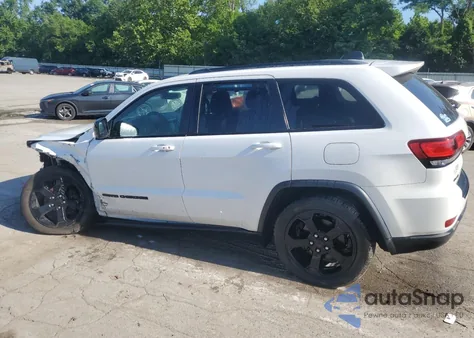 2018 Jeep Grand Cherokee Laredo из США, поврежденный, VIN 1C4RJFAG6JC426293